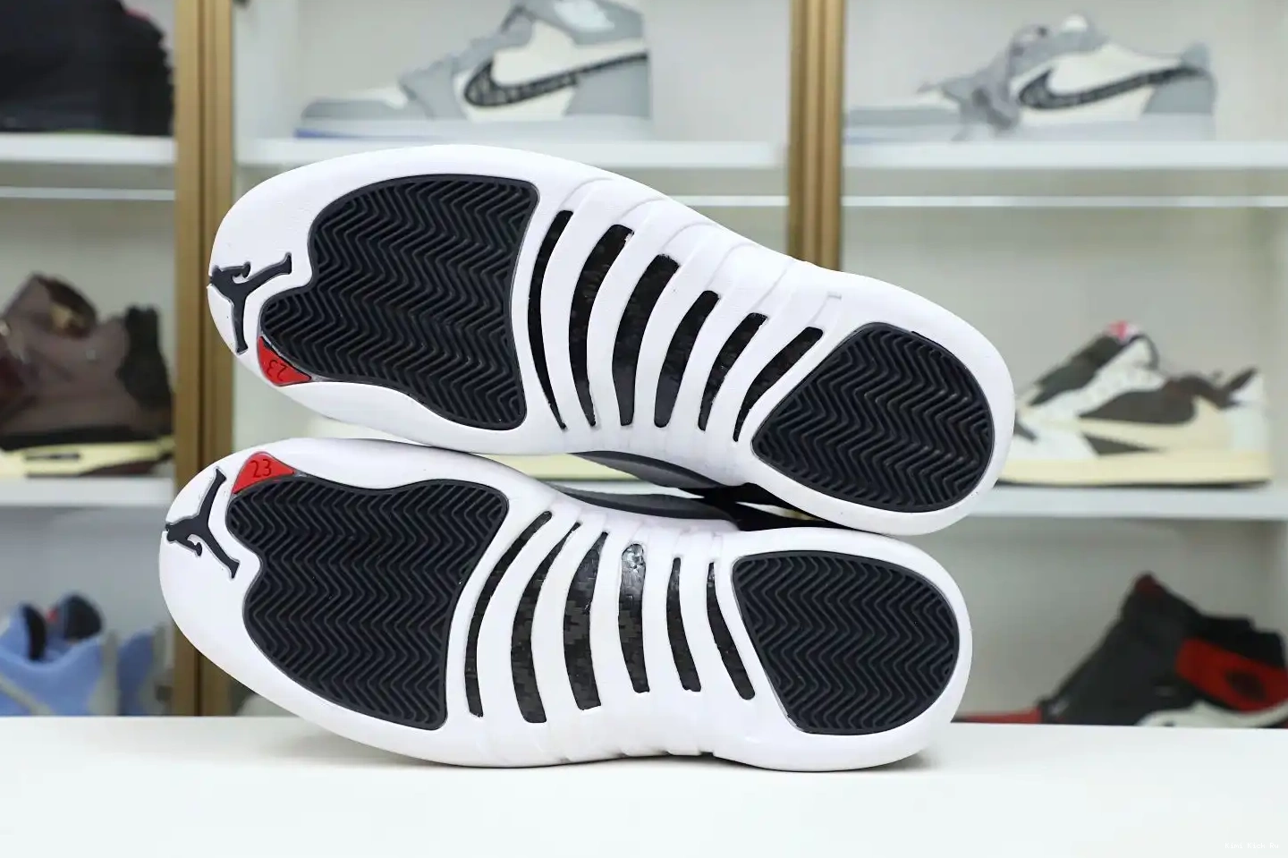 JORDAN PLAYOFFS 12 RETRO 2022 Kimikick AIR 0811